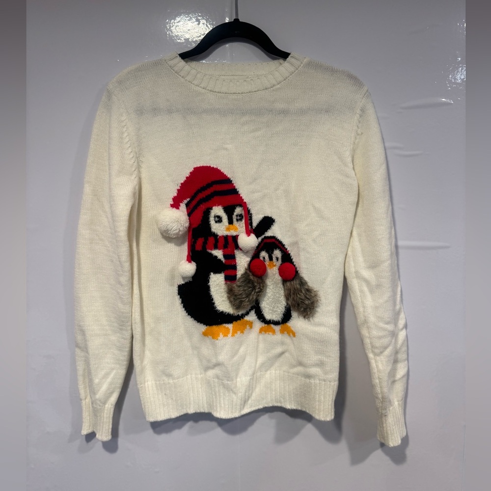 Forever 21 Cream‎ Christmas Sweater with Penguin Design